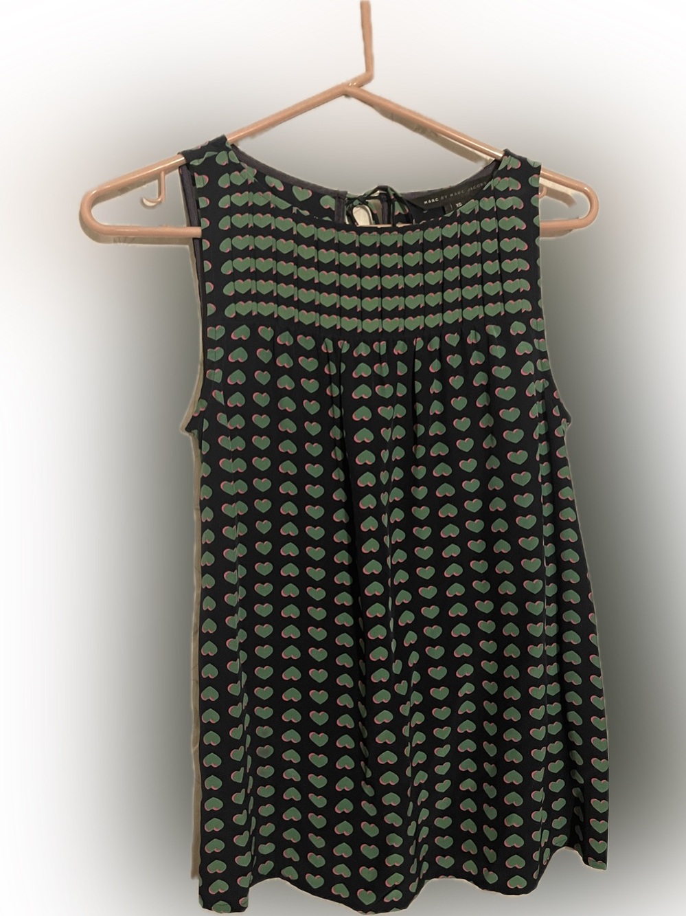 Marc by Marc Jacobs Black Sleeveless Top with Green Heart Print